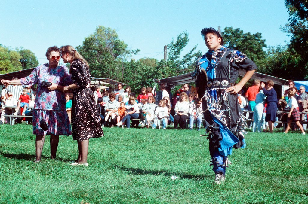 Members of the Chicago-area Native American community gather for an event - Chicago Sun-Times