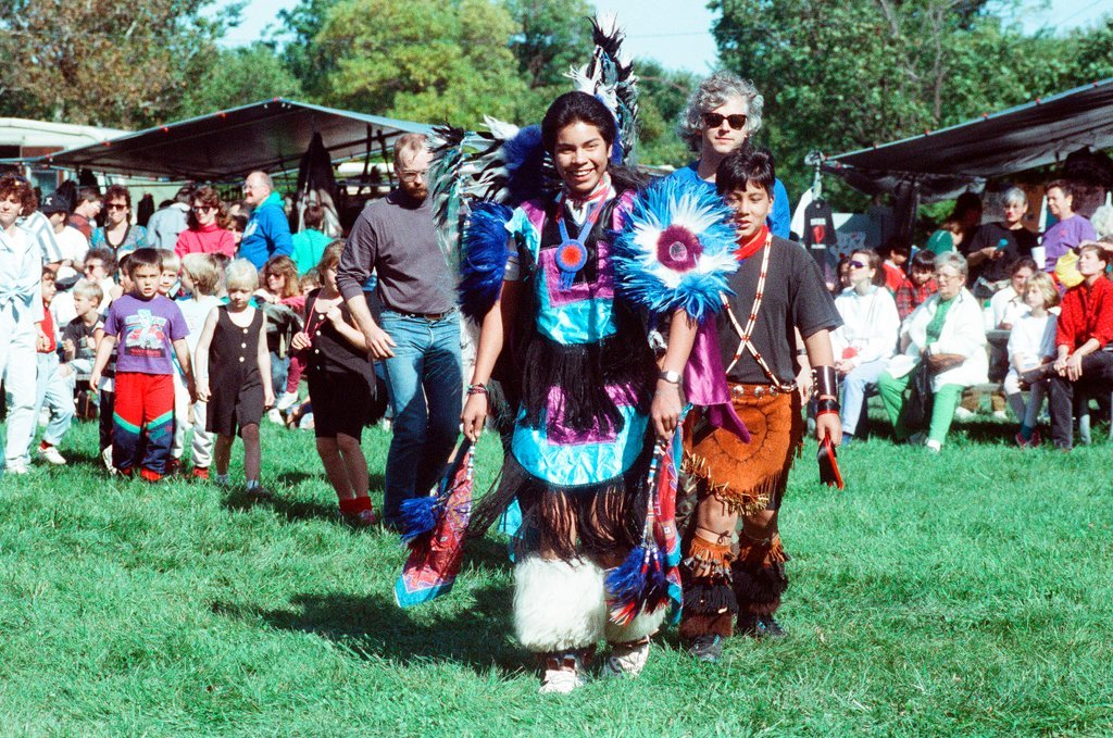 Members of the Chicago-area Native American community gather for an event - Chicago Sun-Times