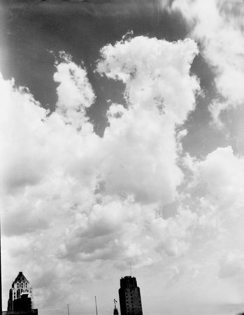 Clouds above buildings - Fujita, Jun, 1888-1963