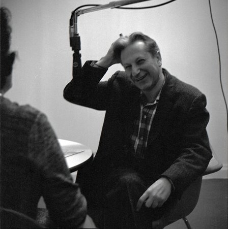 Studs Terkel interviewing an unidentified woman - Deutch, Stephen