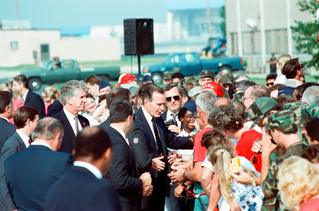 President George H.W. Bush arrives at O'Hare airport for his re-election campaign - Chicago Sun-Times