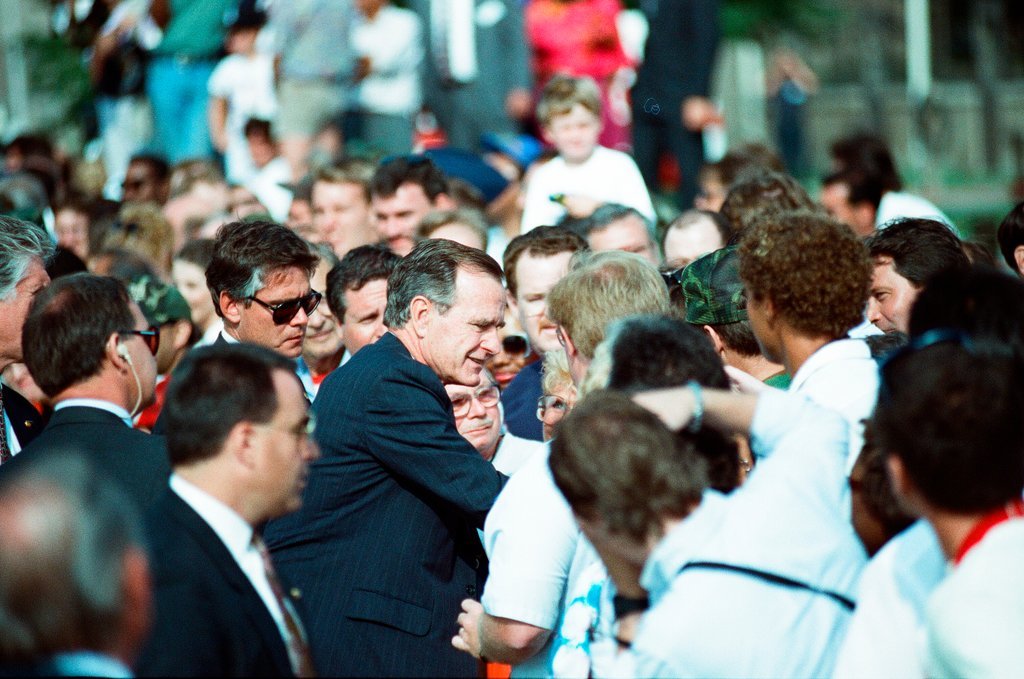 President George H.W. Bush arrives at O'Hare airport for his re-election campaign - Chicago Sun-Times