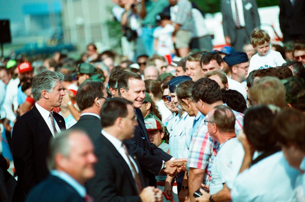 President George H.W. Bush arrives at O'Hare airport for his re-election campaign - Chicago Sun-Times