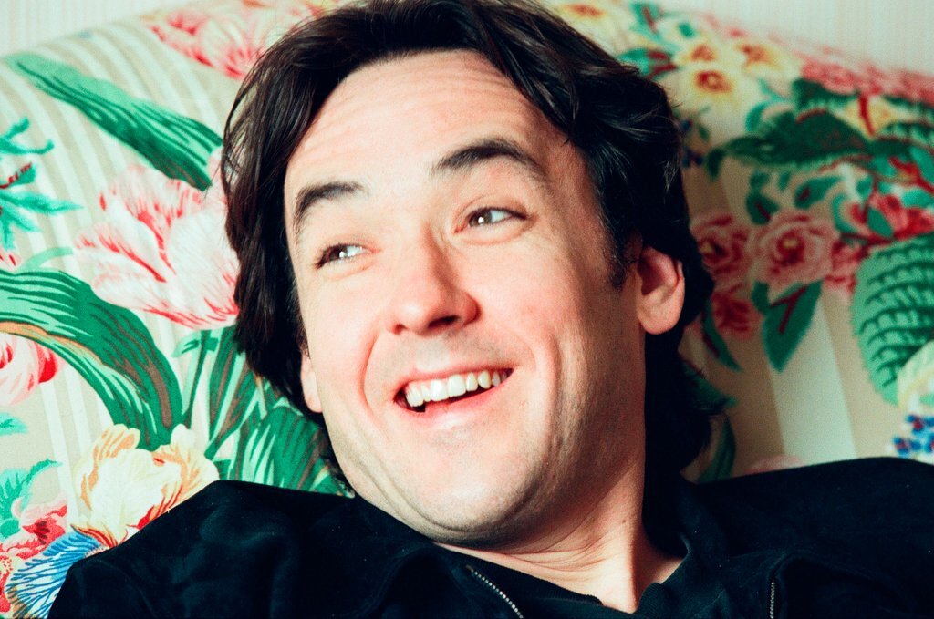 John Cusack speaks with a reporter about the release of 'High Fidelity' - Chicago Sun-Times