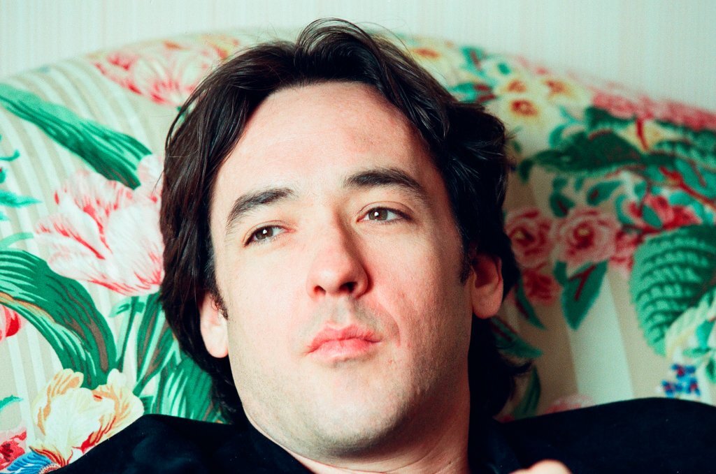 John Cusack speaks with a reporter about the release of 'High Fidelity' - Chicago Sun-Times