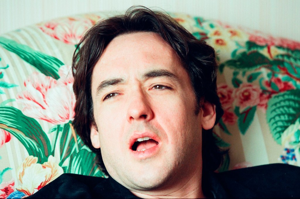 John Cusack speaks with a reporter about the release of 'High Fidelity' - Chicago Sun-Times