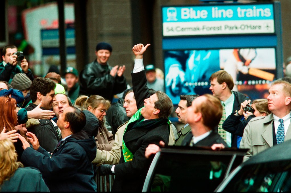 Al Gore leads the Saint Patrick's Day Parade - Chicago Sun-Times