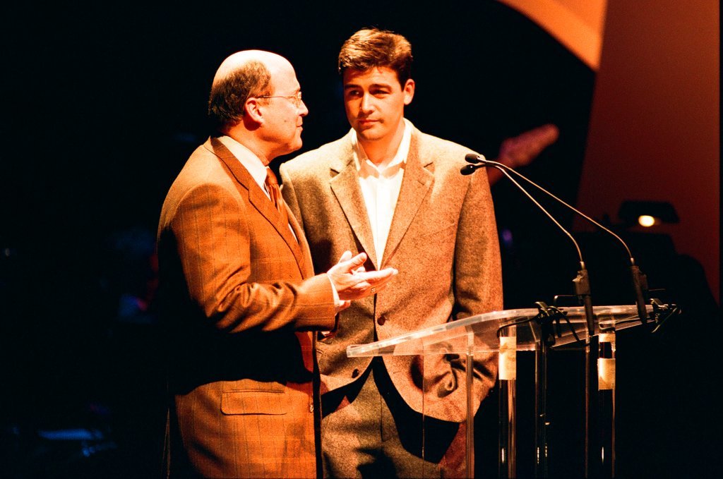 Actor and comedian Tom Dreesen hosts the Chicago Film Critics Awards - Chicago Sun-Times