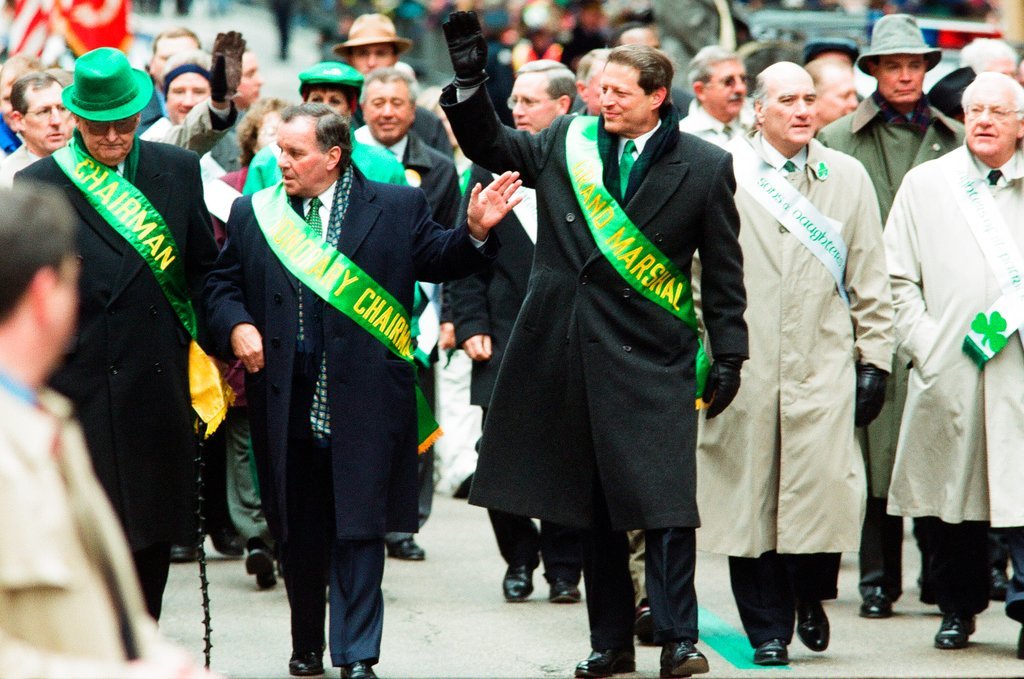 Al Gore leads the Saint Patrick's Day Parade - Chicago Sun-Times