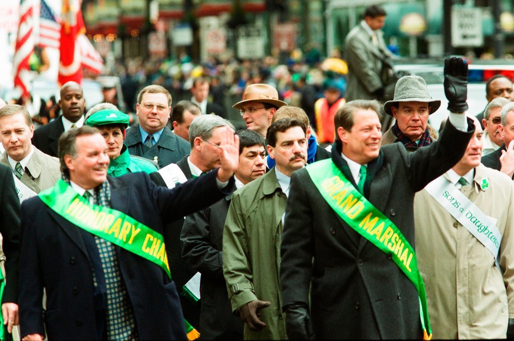 Al Gore leads the Saint Patrick's Day Parade - Chicago Sun-Times