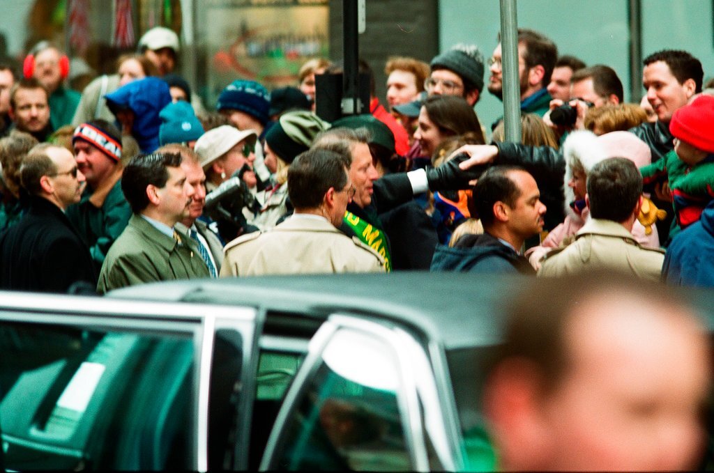Al Gore leads the Saint Patrick's Day Parade - Chicago Sun-Times