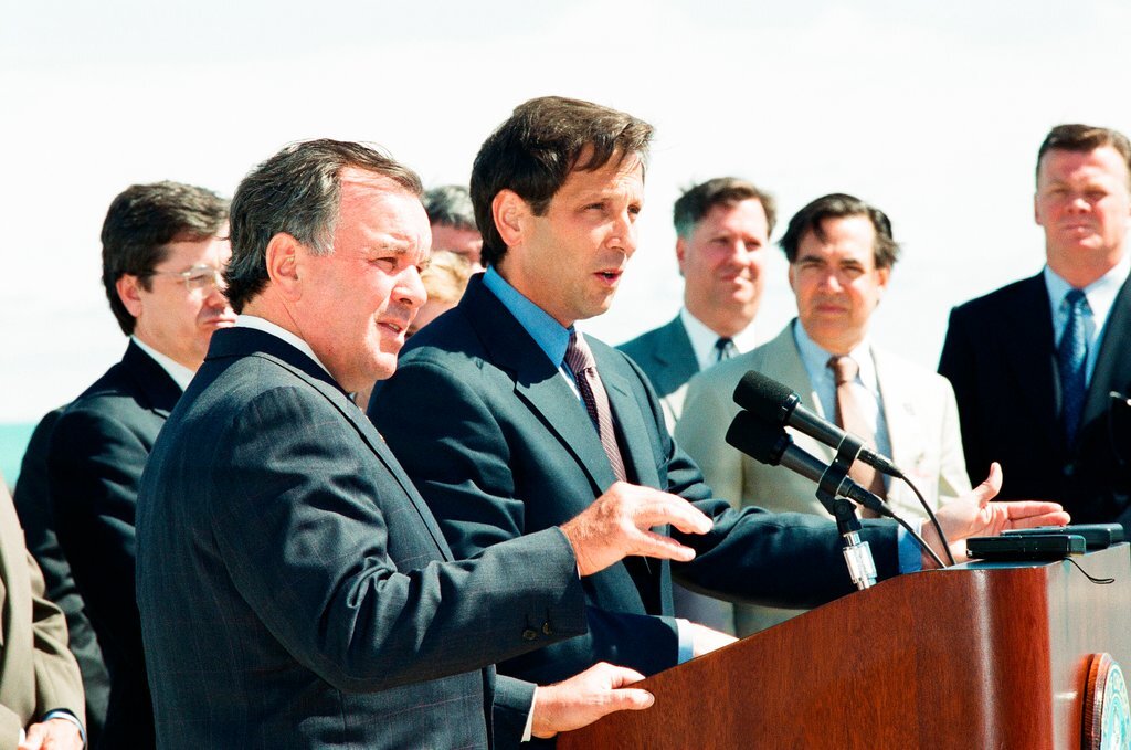 Mayor Richard M. Daley and suburban representatives hold a press conference - Chicago Sun-Times
