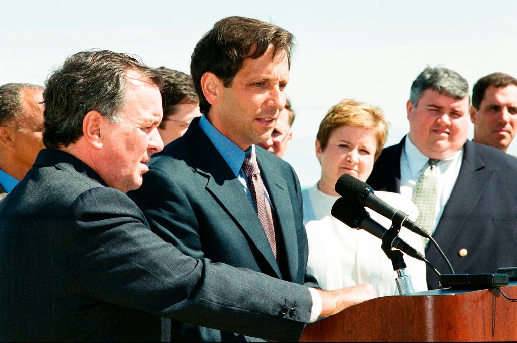 Mayor Richard M. Daley and suburban representatives hold a press conference - Chicago Sun-Times