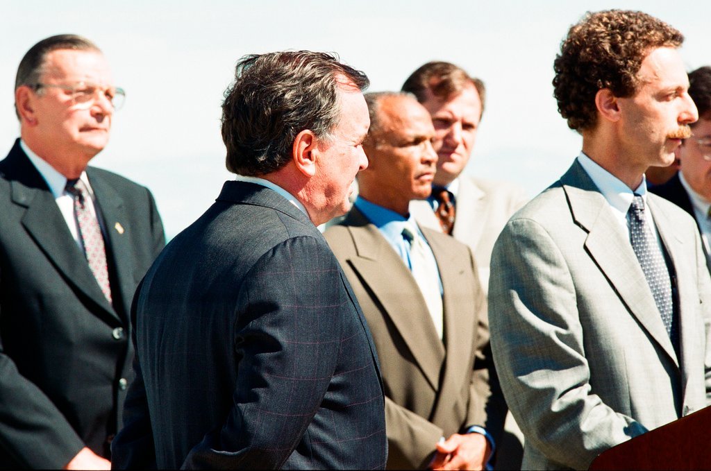 Mayor Richard M. Daley and suburban representatives hold a press conference - Chicago Sun-Times