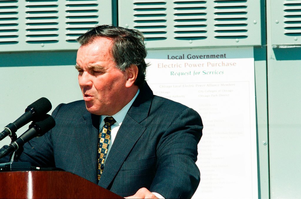 Mayor Richard M. Daley and suburban representatives hold a press conference - Chicago Sun-Times
