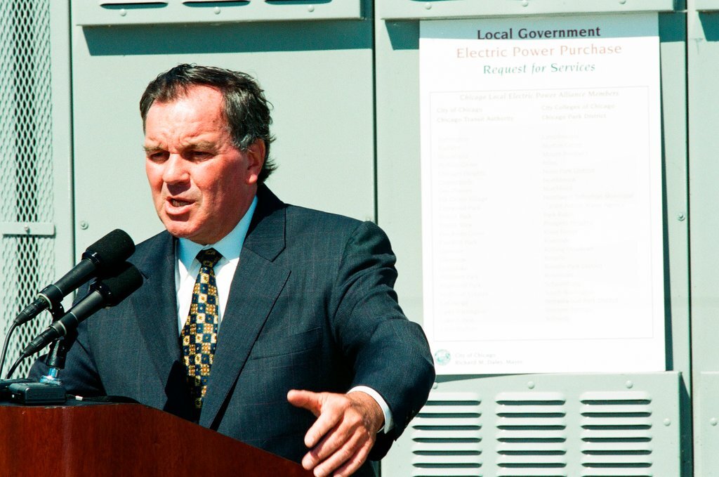 Mayor Richard M. Daley and suburban representatives hold a press conference - Chicago Sun-Times
