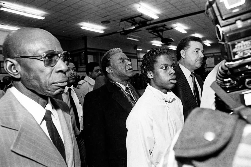 Mourners attend the wake of Ben Wilson - Chicago Sun-Times