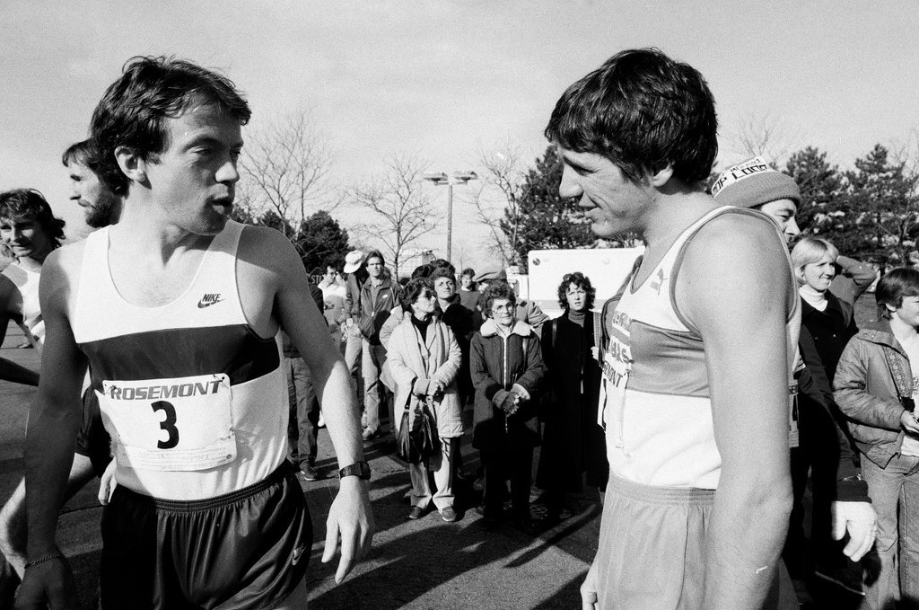 Runners participate in the Rosemont 10k Turkey Trot - Chicago Sun-Times