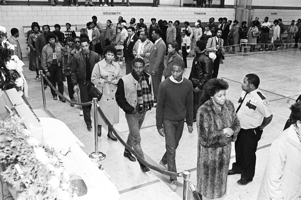 Mourners attend the wake of Ben Wilson - Chicago Sun-Times