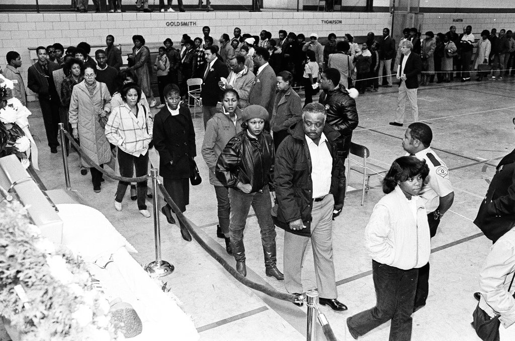 Mourners attend the wake of Ben Wilson - Chicago Sun-Times