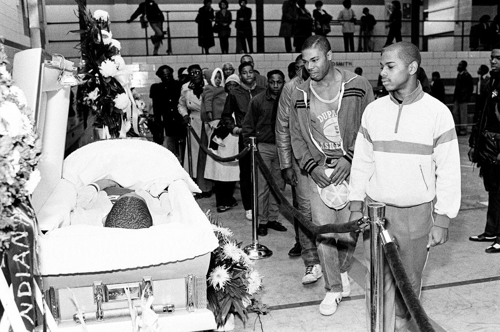 Mourners attend the wake of Ben Wilson - Chicago Sun-Times