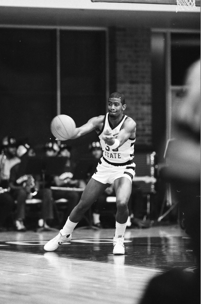 The Chicago State University Cougars play basketball against Jackson State - Chicago Sun-Times