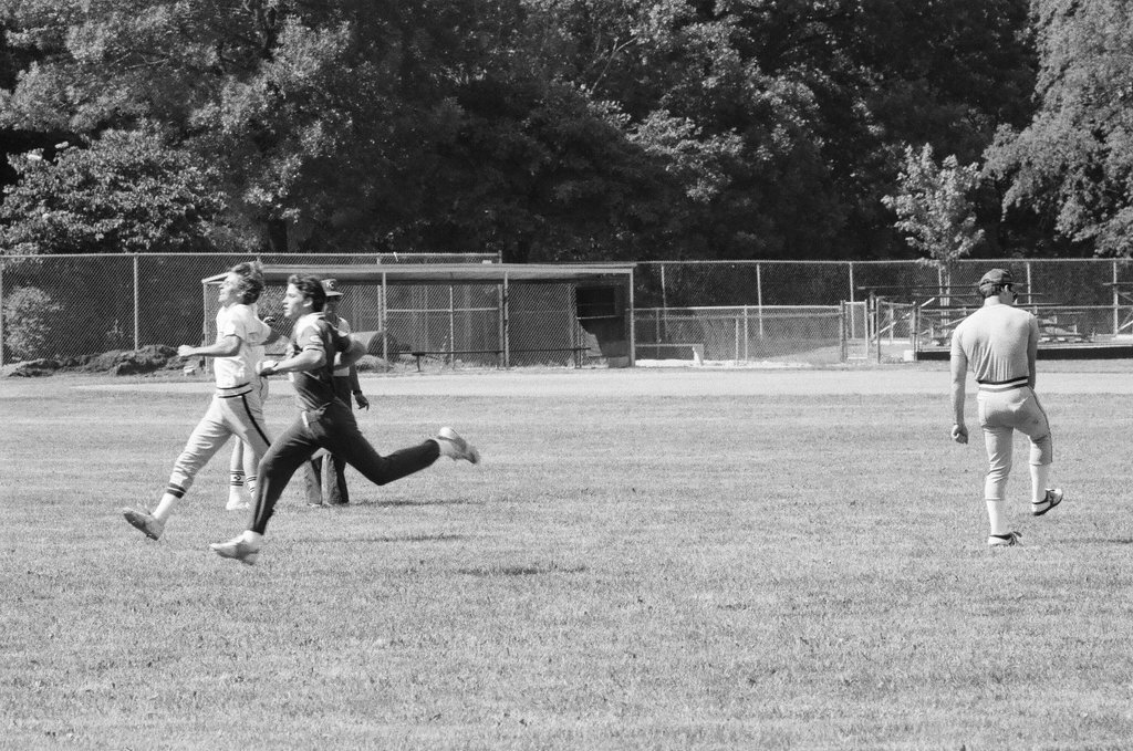 People try out for the Chicago Heights baseball team - Chicago Sun-Times