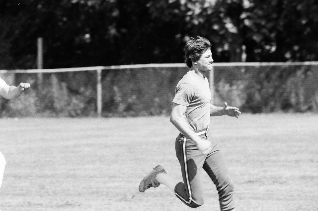 People try out for the Chicago Heights baseball team - Chicago Sun-Times