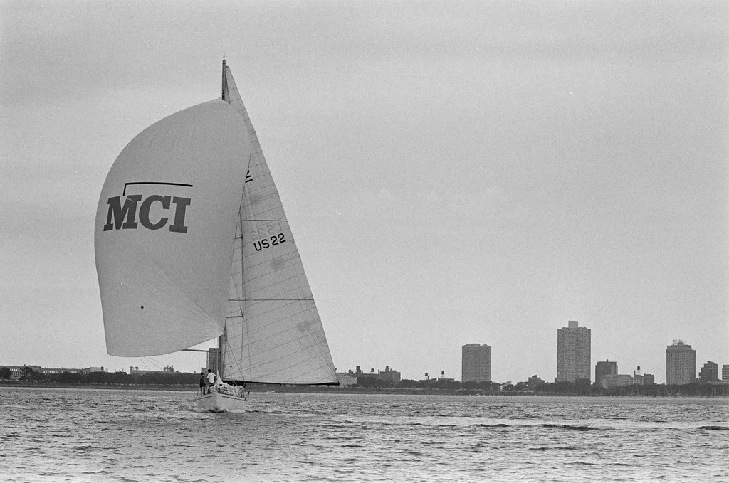 Sailors aboard the 12-meter yacht, Windancer, battle the wind on Lake Michigan - Chicago Sun-Times