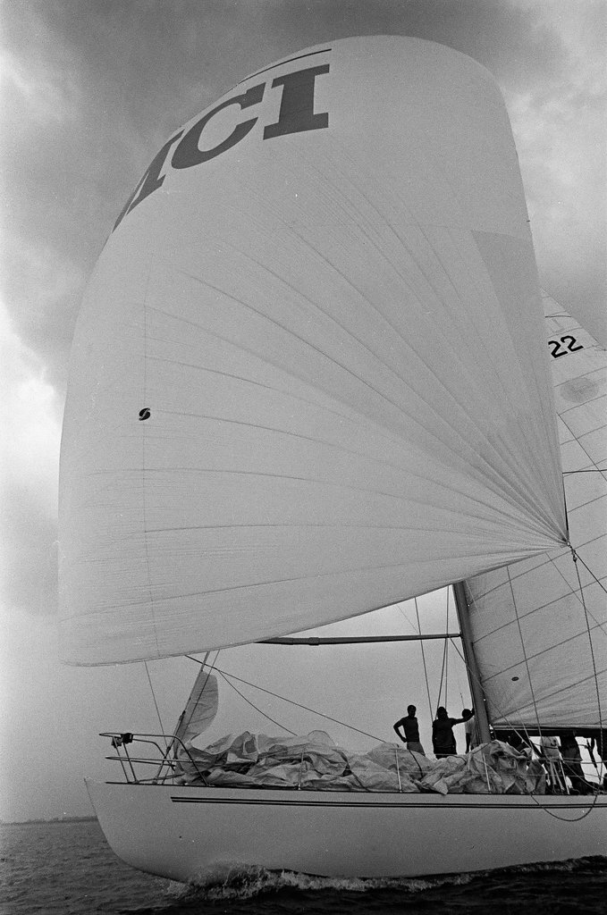 Sailors aboard the 12-meter yacht, Windancer, battle the wind on Lake Michigan - Chicago Sun-Times