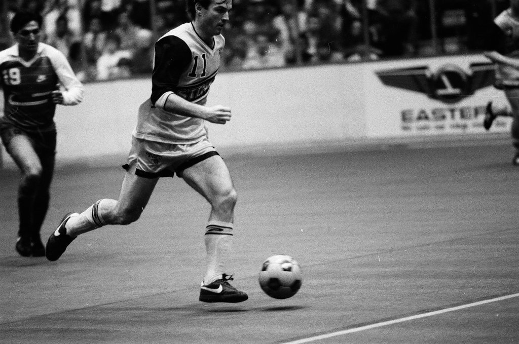 The Chicago Sting plays soccer against the Cleveland Force - Chicago Sun-Times