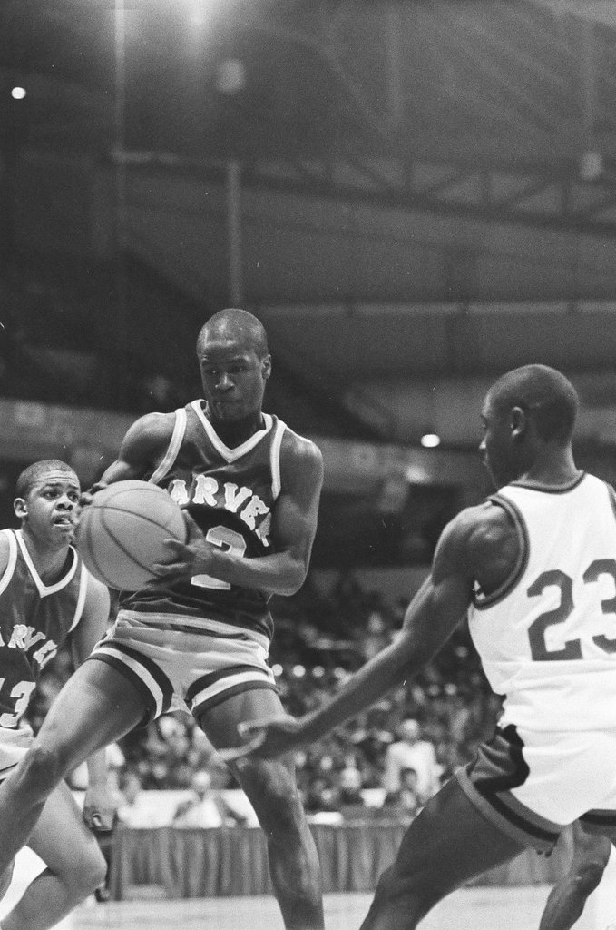 Carver and Manley high schools compete in the public league basketball semifinals - Chicago Sun-Times