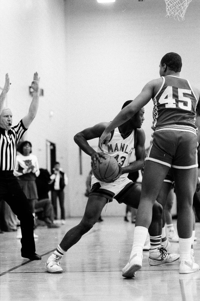 Manley high school plays against the Panthers in the public league playoffs - Chicago Sun-Times