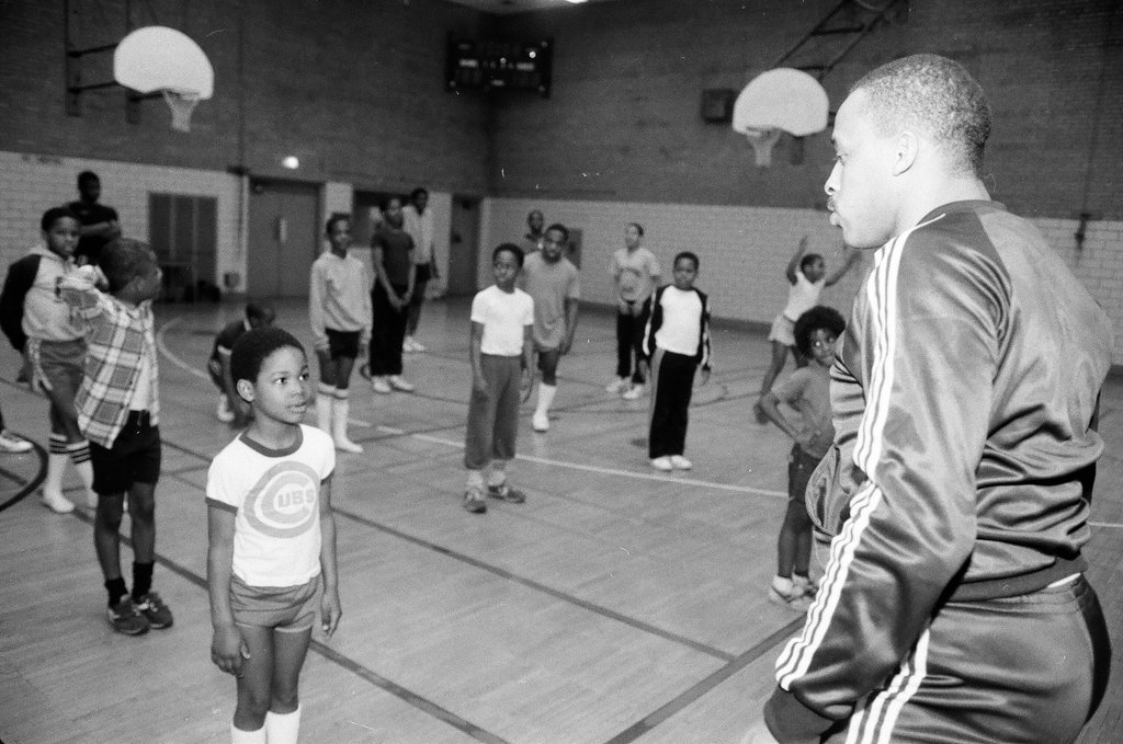 Children and teens participate in fitness classes and gymnastics lessons - Chicago Sun-Times