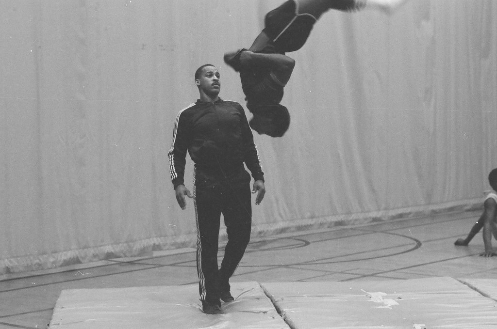 Children and teens participate in fitness classes and gymnastics lessons - Chicago Sun-Times