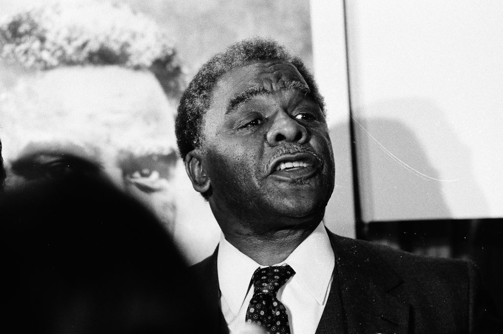 United States Representative Harold Washington announces his candidacy for mayor - James (Jim) Klepitsch for Chicago Sun-Times
