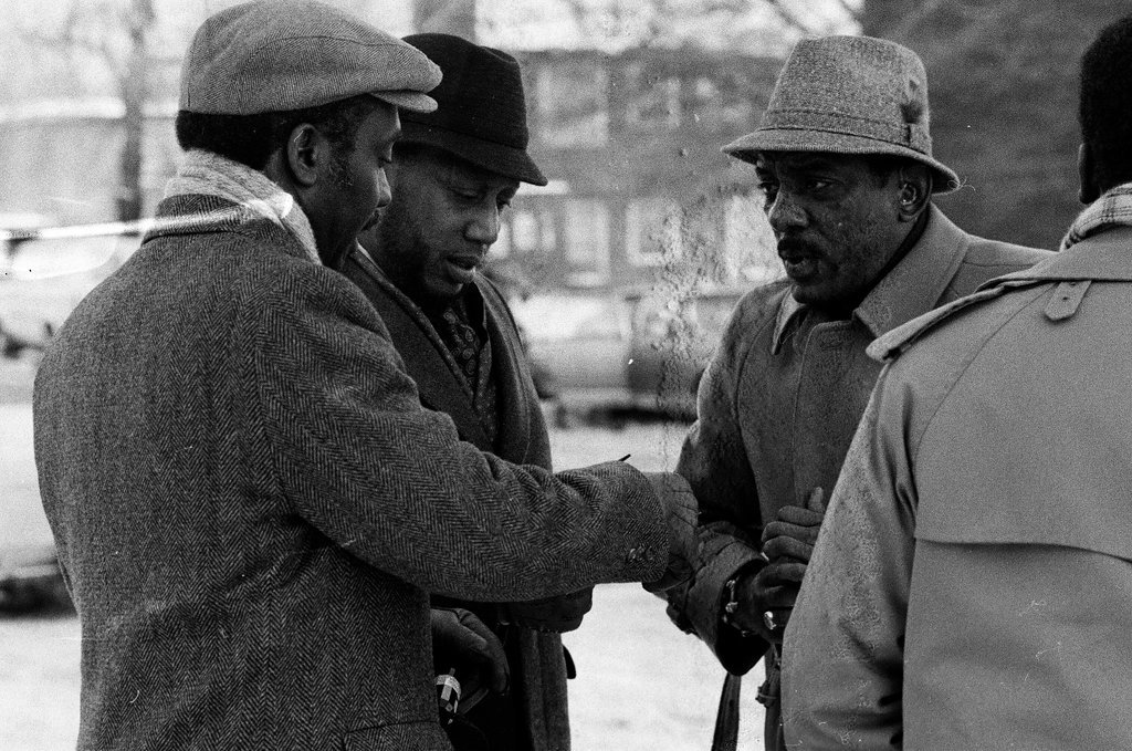 Mayor Harold Washington tours ABLA housing and speaks to residents - Keith Hale for Chicago Sun-Times