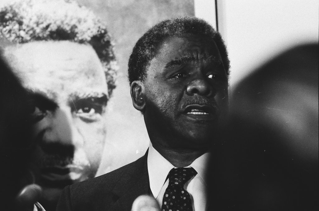 United States Representative Harold Washington announces his candidacy for mayor - James (Jim) Klepitsch for Chicago Sun-Times