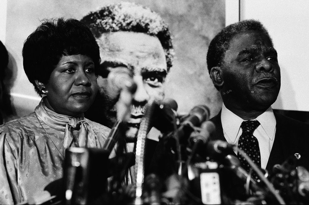 United States Representative Harold Washington announces his candidacy for mayor - James (Jim) Klepitsch for Chicago Sun-Times