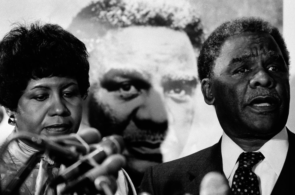 United States Representative Harold Washington announces his candidacy for mayor - James (Jim) Klepitsch for Chicago Sun-Times