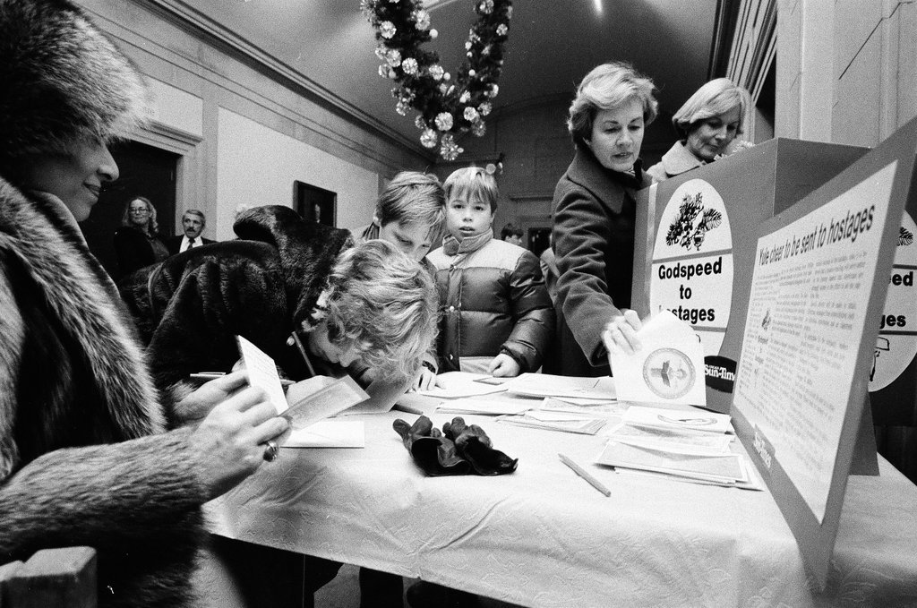 People write and send Christmas cards to fifty American hostages being held in Iran - Chicago Sun-Times