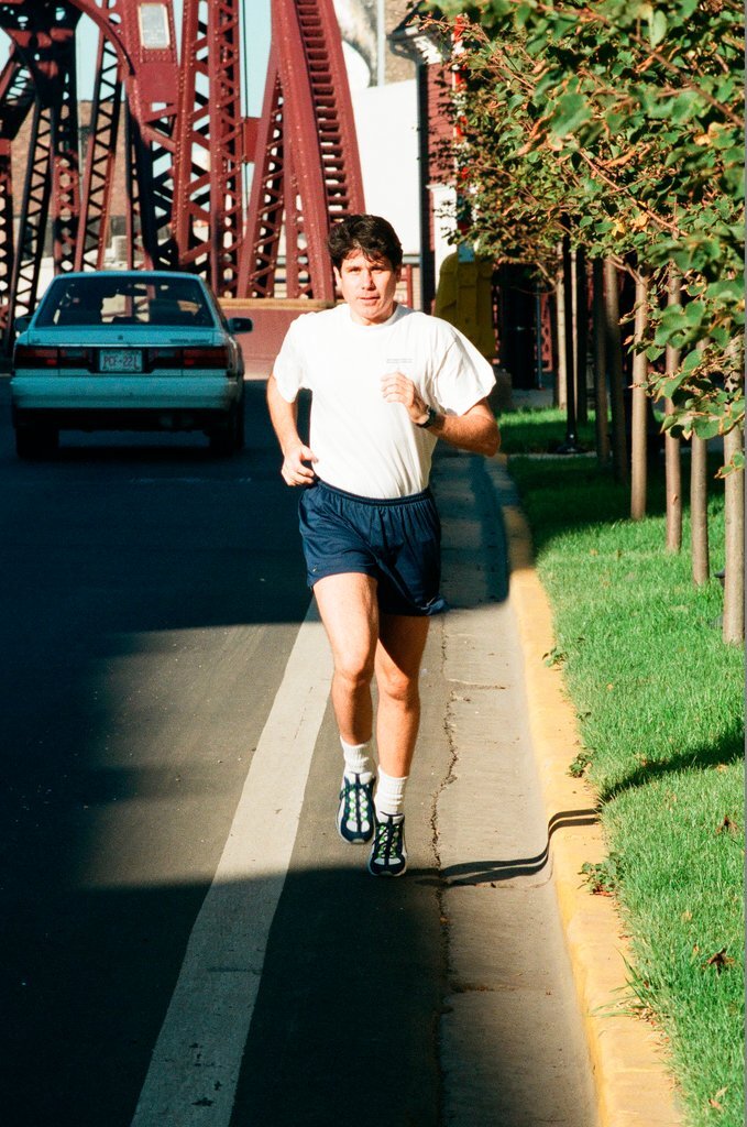 United States Representative Rod Blagojevich prepares for marathon - Chicago Sun-Times
