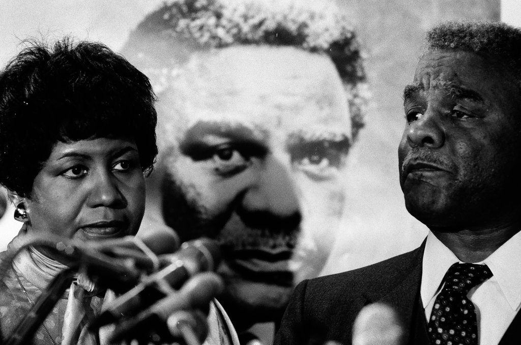 United States Representative Harold Washington announces his candidacy for mayor - James (Jim) Klepitsch for Chicago Sun-Times