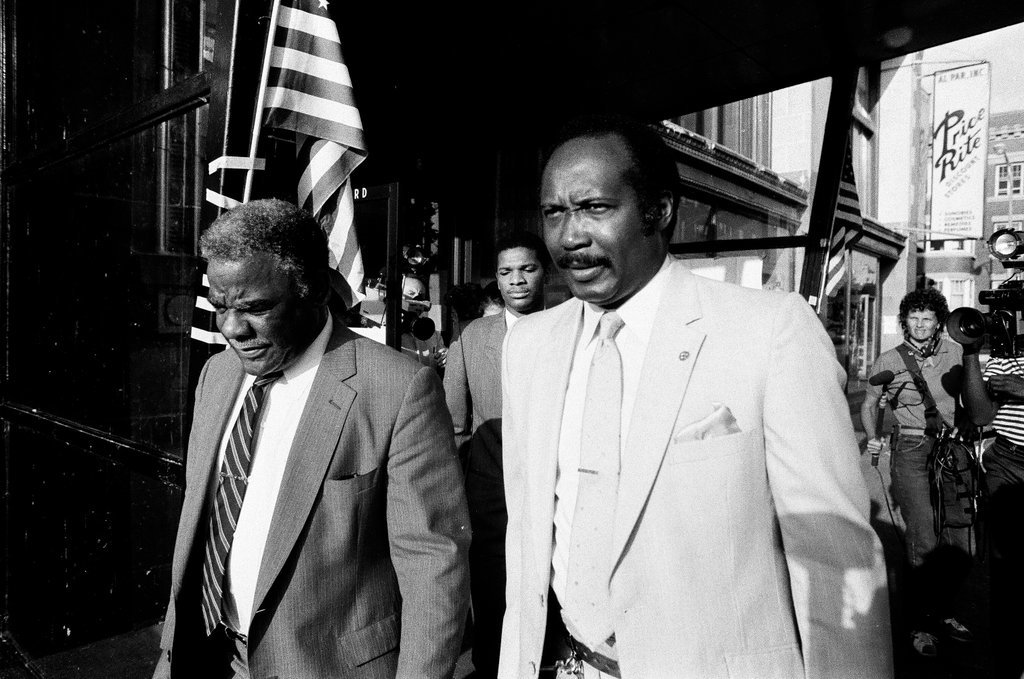 Mayor Harold Washington votes in the 1st Congressional primary - James (Jim) Klepitsch for Chicago Sun-Times
