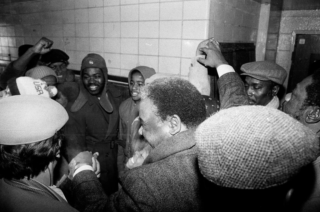 Mayor Harold Washington tours ABLA housing and speaks to residents - Keith Hale for Chicago Sun-Times
