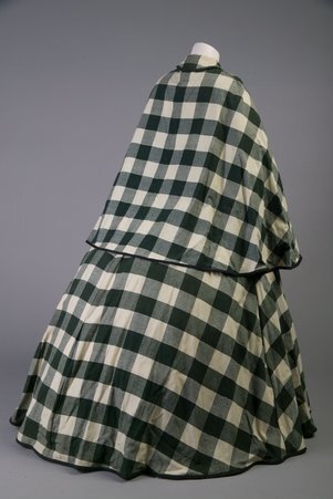 Mary Todd Lincoln's gown and cape