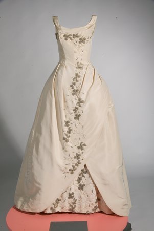 Woman's evening gown - Saks Fifth Avenue