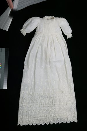 infant's gown