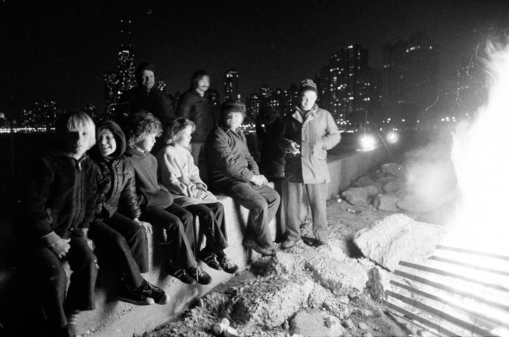 People go smelt fishing and cook their catches at the North Avenue Pier - Chicago Sun-Times