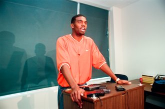 Press conference with Randy Moss, potential new Chicago Bears player - Chicago Sun-Times